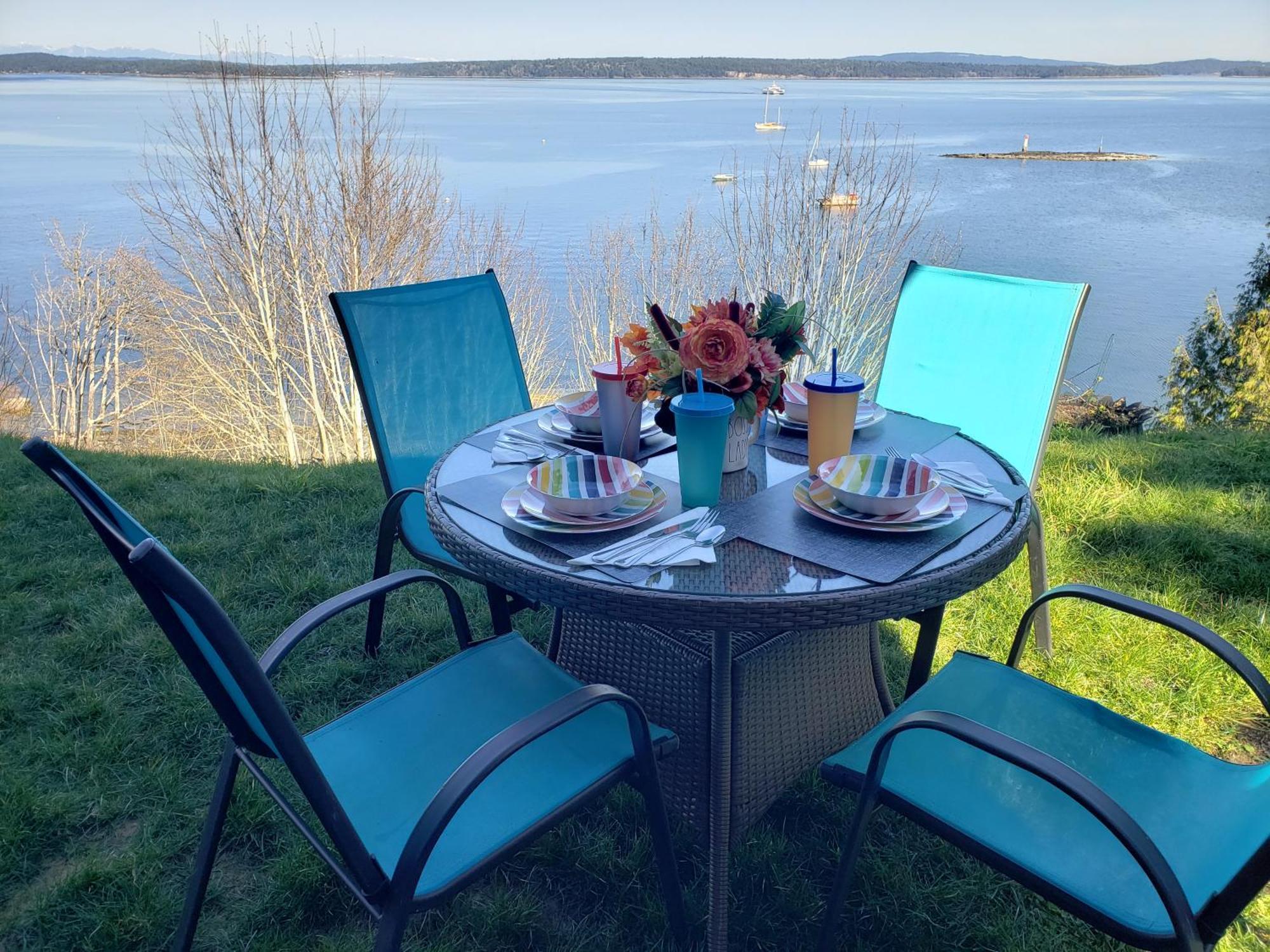 Edgewater Sunrise Apartment Chemainus Ngoại thất bức ảnh